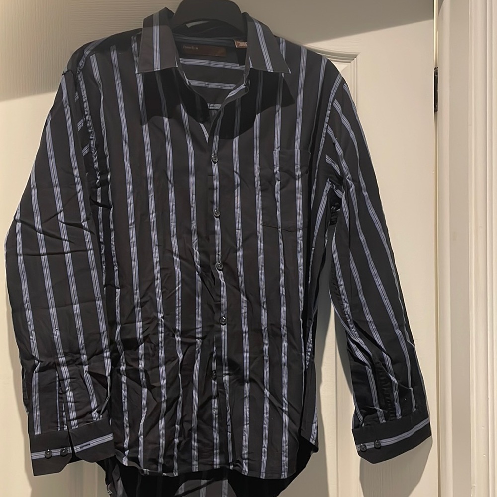 MENS BUTTON DOWN SHIRT